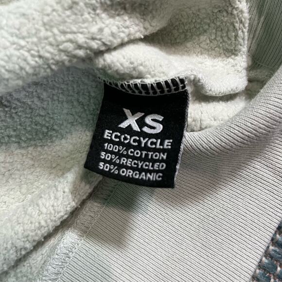 Complex Con x Verdy Crewneck Pullover Adult Sz XS New - Picture 6 of 7